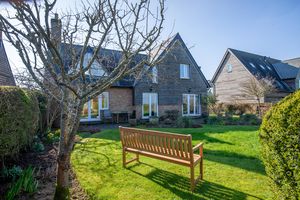 Rear Aspect - click for photo gallery